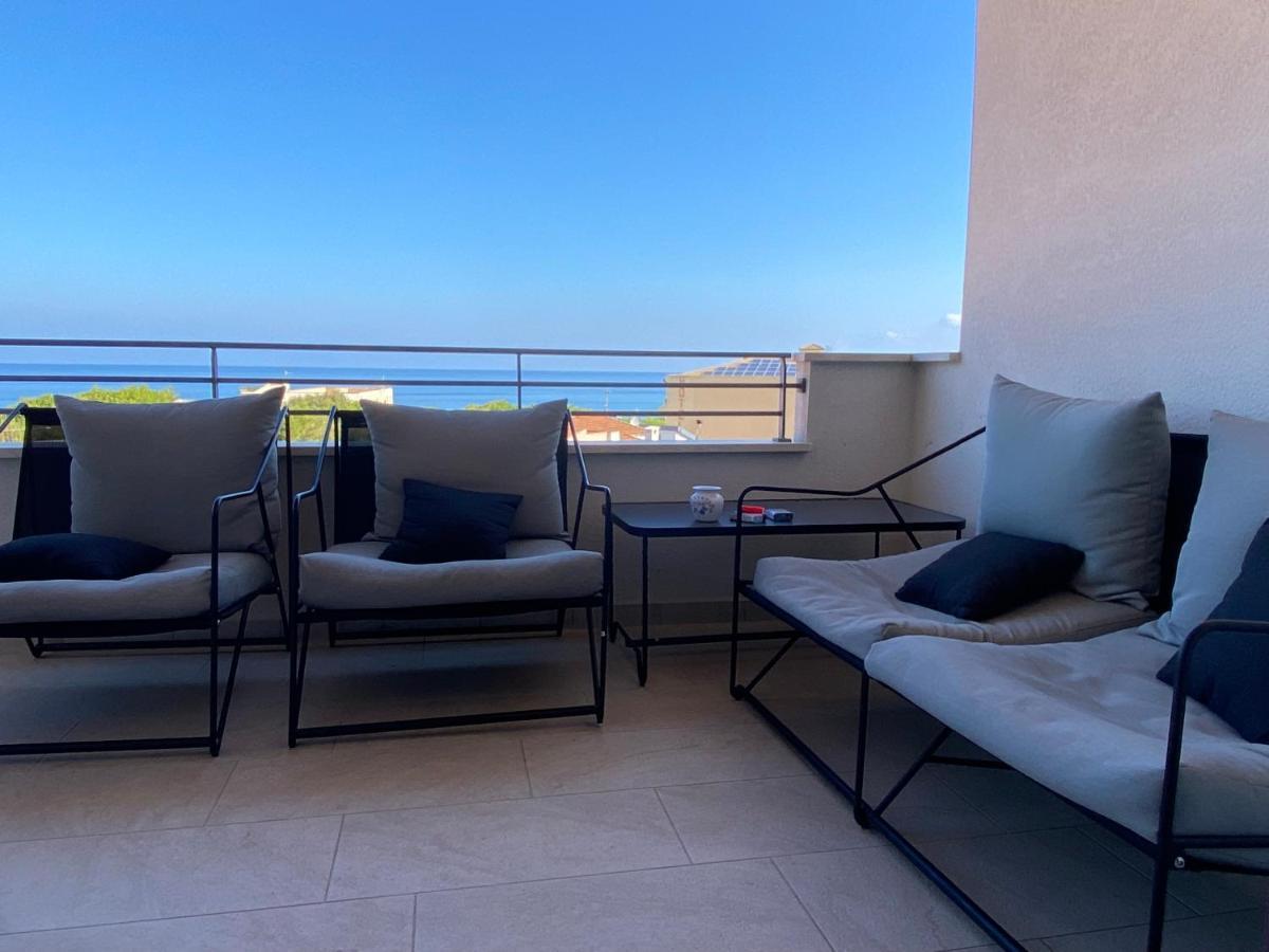 I Lentischi Apartment *